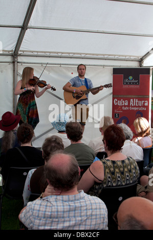 Volkskünstler auf Warwick Folk Festival, Warwick, UK Stockfoto