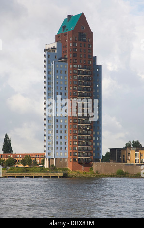 Modernen waterside Wohnanlage Fluss Maas Rotterdam Niederlande Stockfoto