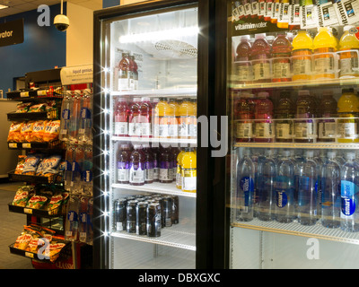 Einzelhandel Getränke Kühler Stockfoto