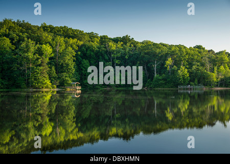 Land-See im Norden Georgia, USA. Stockfoto