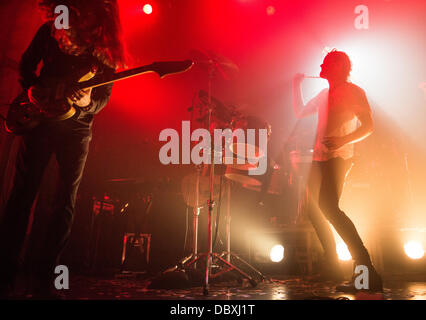 Stellen Sie sich vor Drachen die live bei Metro in Chicago, IL Stockfoto