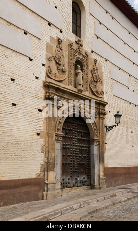 Detail der Fassade des Eingangs der "Convento de Zafra-Santa Catalina de Siena", gegründet von der Witwe des Hernando de Zaf Stockfoto