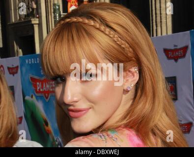 Los Angeles, Kalifornien, USA. 5. August 2013. . -Bella Thorne besucht Zielpräsentation of The World Premiere der '' Disneys Flugzeuge '' am 5. August 2013 am El Capitan Theatre in Los Angeles, CA USA © TLeopold/Globe Fotos / ZUMA Press, Inc./Alamy Live News Stockfoto