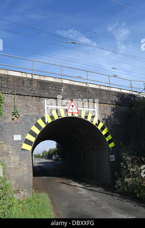 Ledburn, UK. Trainieren Sie 6. August 2013, Räubers Brücke, Ledburn, Bucks, UK. Ortsbild des Great Train Robbery auf 8. August 1963 wo einen königlichen Postzug £ 2,6 Millionen von 15 Mitgliedern des Bruce Reynolds Bande Credit geleert wurde: Neville Stile/Alamy Live News Stockfoto