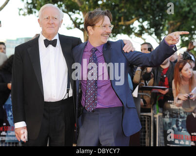 Gary Oldman und John le Carre bei der Premiere von "Tinker, Tailor, Soldier, Spy" am BFI Southbank, London, England-13.09.11 Stockfoto