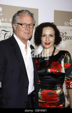 Chris Calkins und Bebe Neuwirth zum 50. Jubiläum / Blu-Ray Veröffentlichung von "Frühstück bei Tiffanys" statt, in der Alice Tully Hall - Ankünfte.     New York City, USA - 15.09.11 Stockfoto