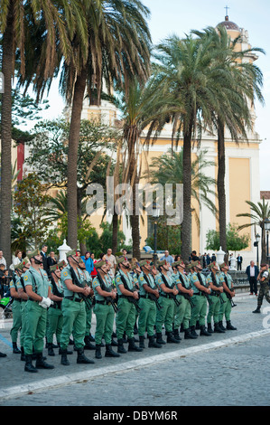 Legionär Regiment in einer Militärparade in Ceuta (spanische Enklave an der nordafrikanischen Küste) Spanien. Stockfoto