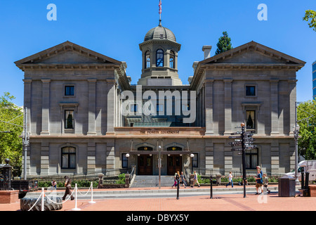 Pioneer Courthouse, Pioneer Courthouse Square in der Innenstadt von Portland, Oregon, USA Stockfoto