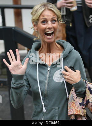 Ulrika Jonsson außerhalb der ITV Studios London, England - 20.09.11 Stockfoto