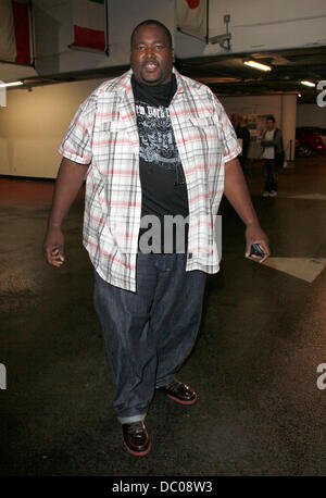 Quinton Aaron fährt "Get Lucky für Lupus LA!" Pokerturnier um den Petersen Automotive Museum Los Angeles, Kalifornien - 22.09.11 Stockfoto