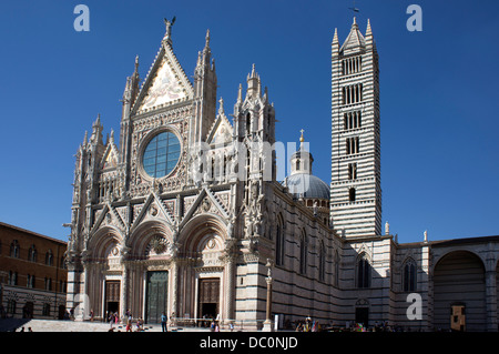 Sehen Sie die gotische Kathedrale von Siena, abgeschlossen Aufbau von Giovanni Pisano. Stockfoto