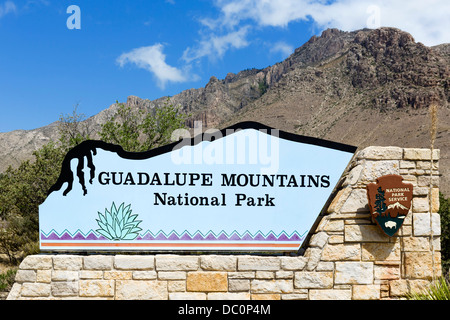 Eingang zu den Guadalupe Mountains Nationalpark, Texas, USA Stockfoto