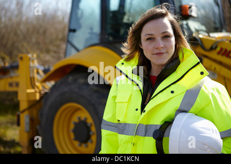 Porträt von weiblichen Projektmanager auf Baustelle Stockfoto