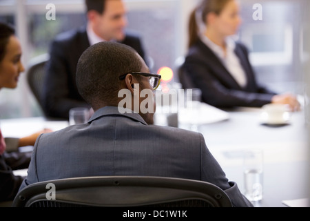 Geschäftsleute treffen im Konferenzraum Stockfoto