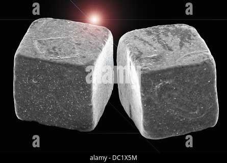 Zwei Salzkristallen, SEM Stockfoto