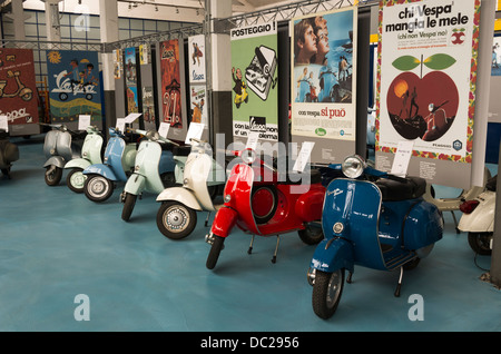 Vespa Roller Piaggio Museum, Pontedera, Italien Stockfoto