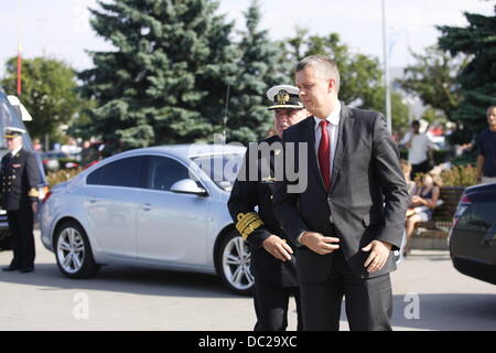 Gdynia, Polen 7. August 2013 polnische Minister der Verteidigung Tomasz Siemoniak besucht japanischen Self Defence Marine Schiff JMSDF Kashima in Gdynia Port Credit: Michal Fludra/Alamy Live News Stockfoto