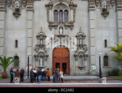 Mutter Kirche wundertätige Jungfrau im Stadtteil Miraflores in Lima, Peru. Stockfoto