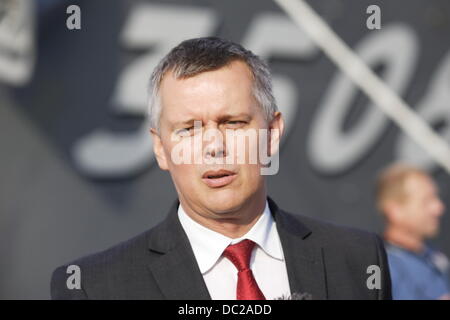 Gdynia, Polen 7. August 2013 polnische Minister der Verteidigung Tomasz Siemoniak besucht japanischen Self Defence Marine Schiff JMSDF Kashima in Gdynia Port Credit: Michal Fludra/Alamy Live News Stockfoto