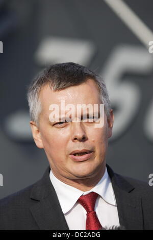 Gdynia, Polen 7. August 2013 polnische Minister der Verteidigung Tomasz Siemoniak besucht japanischen Self Defence Marine Schiff JMSDF Kashima in Gdynia Port Credit: Michal Fludra/Alamy Live News Stockfoto