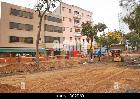 Straße Bauarbeiter, Viertel Miraflores in Lima, Peru. Stockfoto