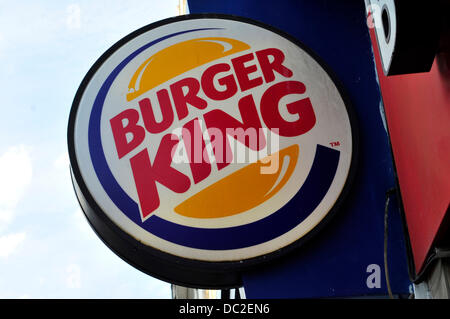 Ein Zeichen für Burger King Fastfood-Restaurants, London, UK Stockfoto