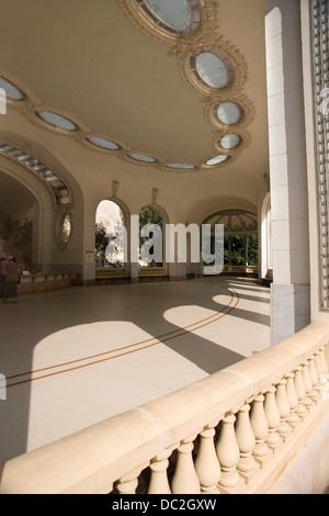 ART-DECO-GROTTE DER QUELLE DES CELESTINI VICHY AUVERGNE FRANKREICH Stockfoto