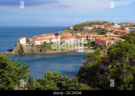 Vermilion Küste Ferienhaus in das Mittelmeer, Roussillon, Pyrenäen Orientales, Port-Vendres, Frankreich Stockfoto