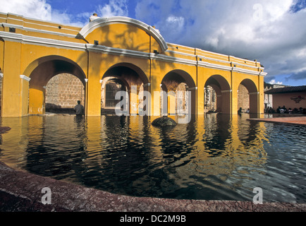 Denkmal für Landivar, Antigua de Guatemala, Guatemala Stockfoto