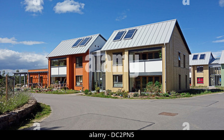 Wohnen im Osten Ginster Co-Gehäuse-Cluster in Findhorn Eco Village Naturschutzgebiet Moray Schottland Stockfoto