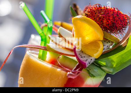 Erfrischendes Sommergetränk mit Wassermelone Stockfoto