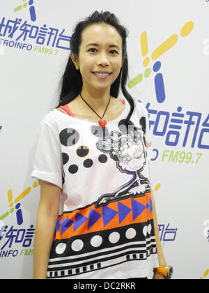 Hong Kong, China. 7. August 2013. Sängerin Karen Mok Interviews auf Metroinfo in Hong Kong, China am Mittwoch, 7. August 2013. Bildnachweis: TopPhoto/Alamy Live-Nachrichten Stockfoto
