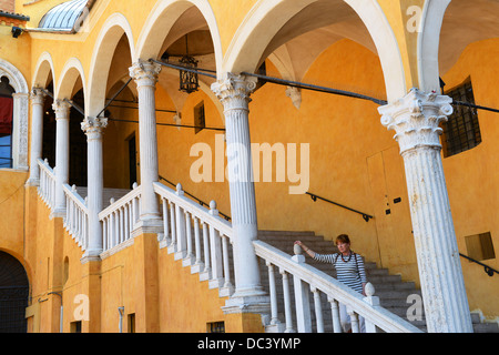 15. C Scalone d Onore Palazzo Municipale in Ferrara in Norditalien Emilia-Romagna Stockfoto