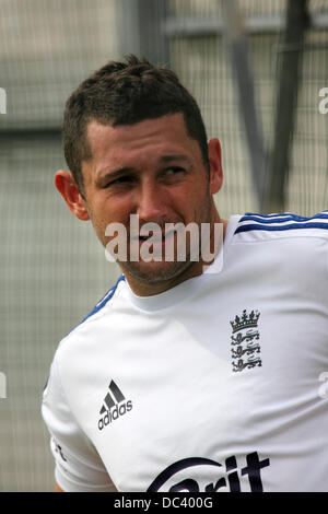 Durham, Großbritannien. 8. August 2013. Tim Bresnan an Englands Trainingseinheit am Riverside Boden im Chester-le-Street. Die Session war das letzte Team Praxis vor der 4. Investec Asche Testspiel zwischen England und Australien. © whyeyephotography.com/ Stockfoto