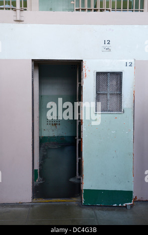 Alcatraz Gefängnis Gefängniszelle für Einzelhaft Stockfoto