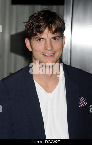 New York, NY, USA. 7. August 2013. Ashton Kutcher besucht 'Jobs' New Yorker Premiere im MOMA am 7. August 2013 in New York City. Bildnachweis: Dpa picture Alliance/Alamy Live News Stockfoto