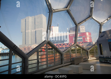 Schwebende Pavillon nachhaltige Architektur Rotterdam Niederlande im Hinblick auf die neuen De Rotterdam Bau Stockfoto