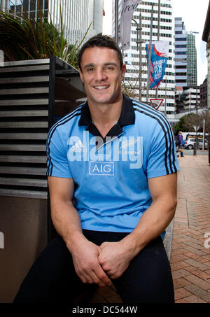 Wellington, Neuseeland. 9. August 2013. Daniel Carter von den All Blacks spricht bei Medien Stand up vor ihrem ersten Spiel der Investec Rugby-Meisterschaft. Carter wird auch seine ausgedehnte Pause vom Rugby nach der All Blacks European Tour im November bestätigt. Bildnachweis: Aktion Plus Sport/Alamy Live-Nachrichten Stockfoto