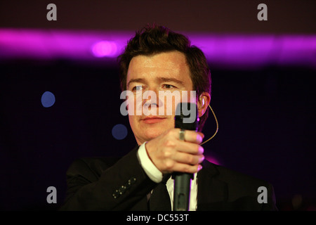 Gary Newlove Charity-Dinner im Halliwell Jones Stadium Warrington. Rick Astley. Stockfoto