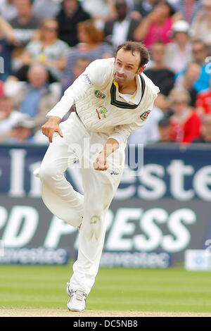 Chester-Le-Street, UK. 9. August 2013. Nathan Lyon während Tag eins der Investec Asche bowling 4. Testspiel im The Emirates Riverside Stadium, am 9. August 2013 in London, England. Bildnachweis: Mitchell Gunn/ESPA/Alamy Live-Nachrichten Stockfoto