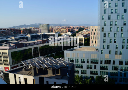 Stadtbild. Novotel Barcelona City Hotel Gebäude. 22 @ Stadtteil Poblenou, Barcelona, Katalonien, Spanien. Stockfoto