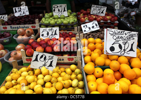 Ridley Straße Markt, Dalston, London Stockfoto