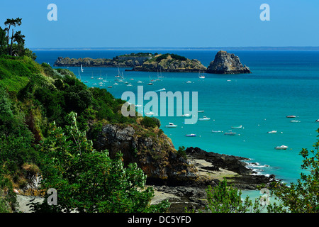 Rimains Insel und Rock von Cancale, Costa Smeralda (Cancale, Bretagne, Frankreich). Stockfoto