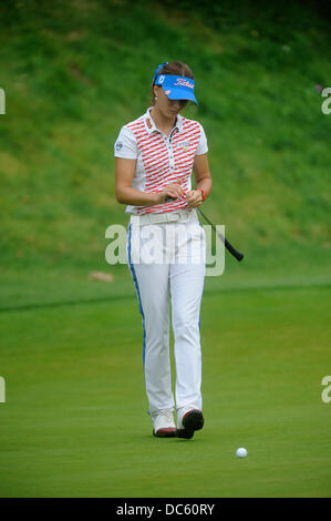 Dysina, in der Nähe von Pilsen, Tschechische Republik. 9. August 2013. Klara Spilkova (CZE), Pilsen Golf Masters 2013 Turnier in Dysina, in der Nähe von Pilsen, Tschechische Republik, Freitag, 9. August 2013. Tschechische Republik richtet ein Turnier der besten Europäischen Berufswettbewerb Ladies European Tour. (CTK Foto/Petr Eret) Bildnachweis: CTK/Alamy Live-Nachrichten Stockfoto