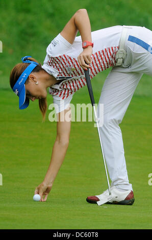 Dysina, in der Nähe von Pilsen, Tschechische Republik. 9. August 2013. Klara Spilkova (CZE), Pilsen Golf Masters 2013 Turnier in Dysina, in der Nähe von Pilsen, Tschechische Republik, Freitag, 9. August 2013. Tschechische Republik richtet ein Turnier der besten Europäischen Berufswettbewerb Ladies European Tour. (CTK Foto/Petr Eret) Bildnachweis: CTK/Alamy Live-Nachrichten Stockfoto