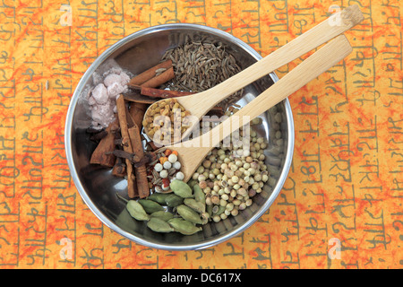 Garam Masala Gewürzmischung, Stockfoto