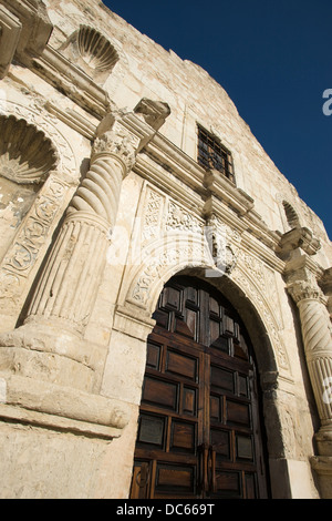 ALAMO MISSION SAN ANTONIO DE VALERO ALAMO PLAZA DIE INNENSTADT VON SAN ANTONIO TEXAS USA Stockfoto