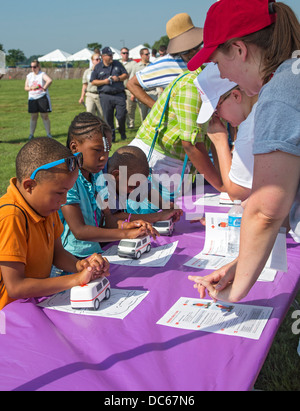 Der jährliche Tag der Metro Detroit Jugend bietet Spiele, Nahrung, Bildung und Unterhaltung für mehr als 30.000 Kinder. Stockfoto