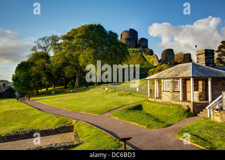 Das Gelände des Launceston Castle Stockfoto