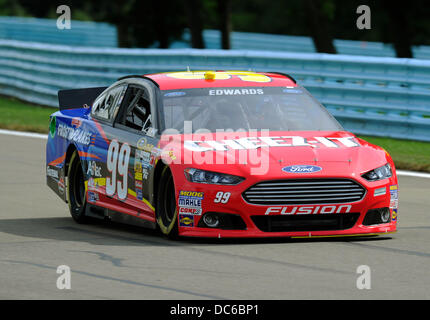 Watkins Glen, New York, USA. 9. August 2013. 9. August 2013: NASCAR Sprint Cup Series Treiber Carl Edwards (99) während des Trainings für die NASCAR Sprint Cup Series Cheez-It 355 in The Glen in Watkins Glen International in Watkins Glen, New York. Bildnachweis: Csm/Alamy Live-Nachrichten Stockfoto